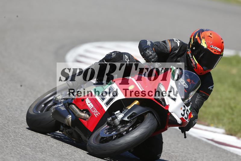 Archiv-2025/48 25.08.2025 Cornu Master School ADR/rot-rouge/35